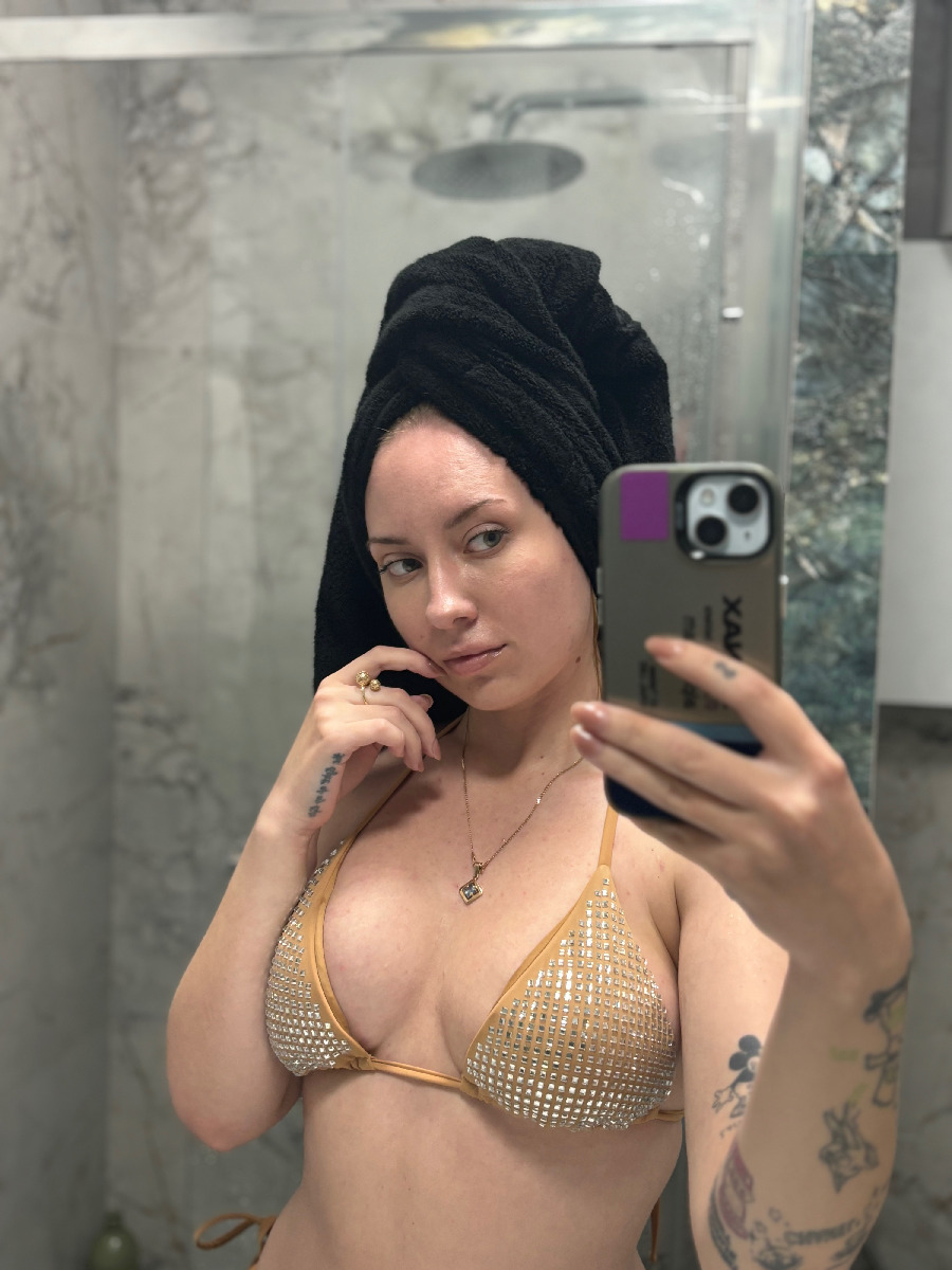 Nude girl KateV in Nanded