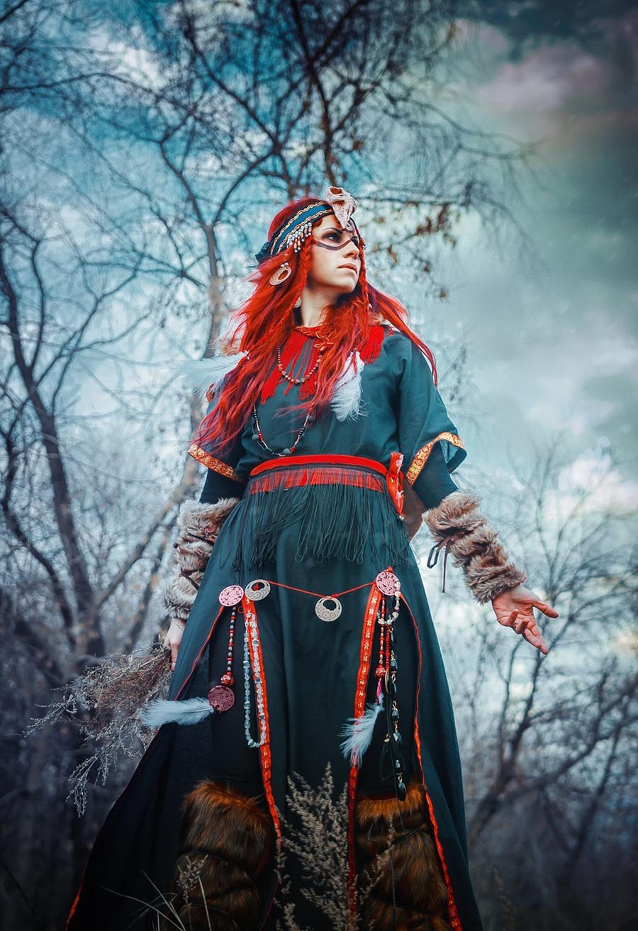 Girls in Slavic costumes underwear in Nanded