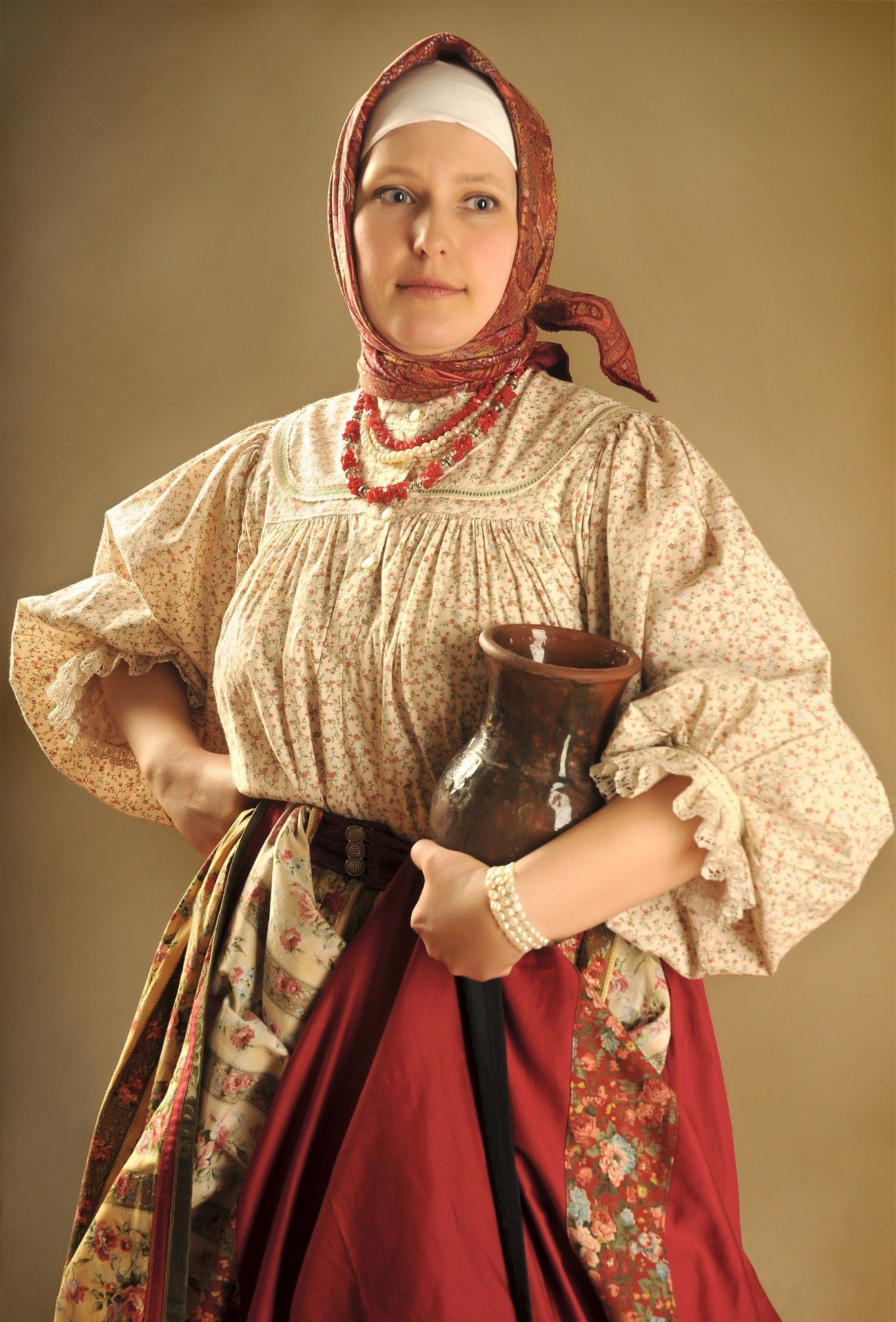 Girls in Slavic costumes in Nanded